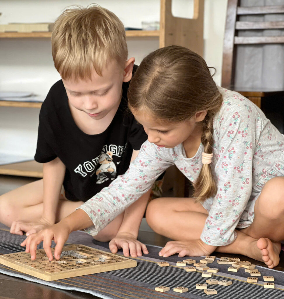 Dạy trẻ mầm non học toán theo phương pháp Montessori