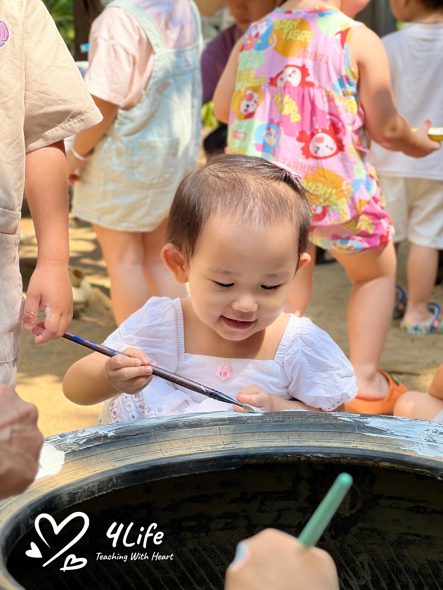 Trẻ Học Montessori Có Gì Khác Biệt?