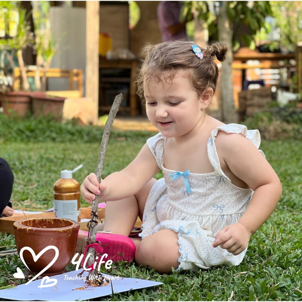 Dạy Trẻ Tự Giác Thay Vì Ép Buộc